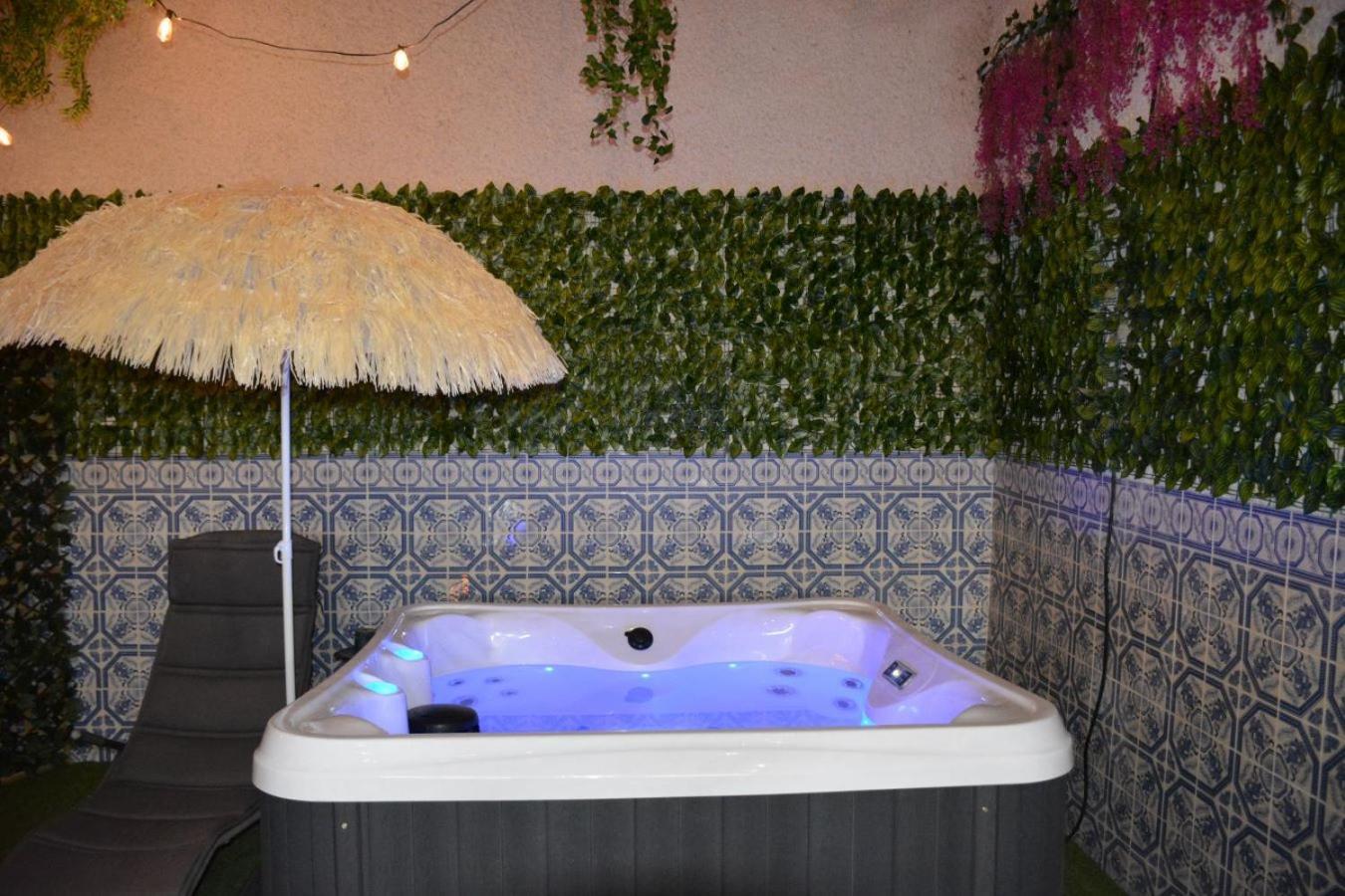 Villa Casa Da Rosa, Com Piscina Privada