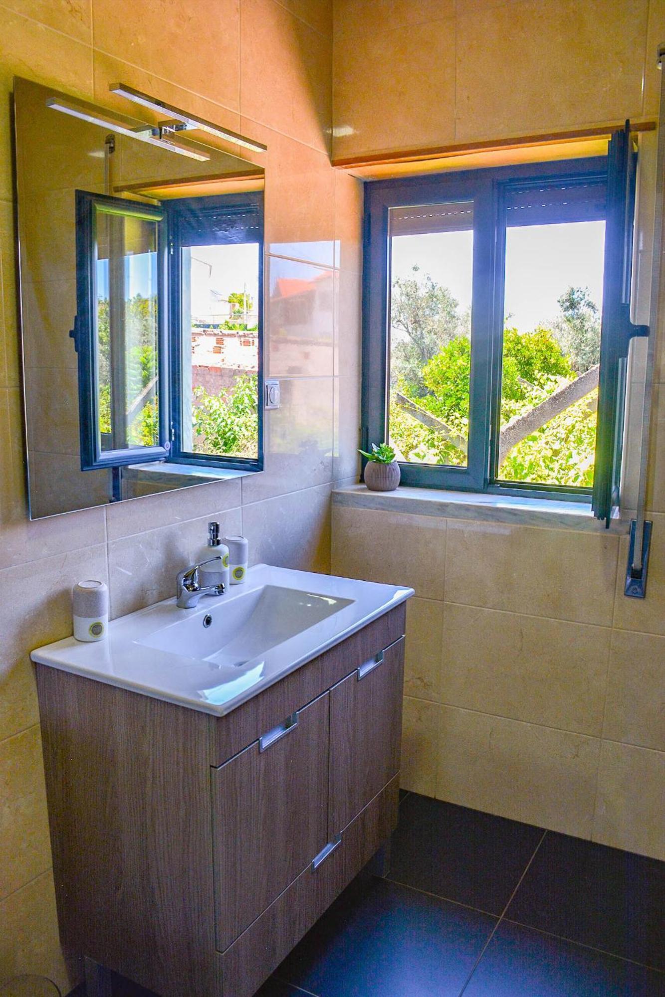 Casa Da Rosa, Com Piscina Privada * Carvalheira Grande